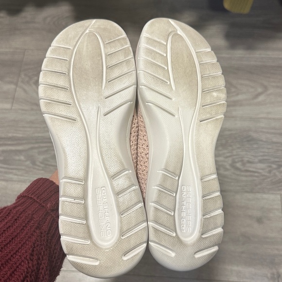 Skechers On The Go Dahlia in Blush Size 7 - Picture 7 of 7